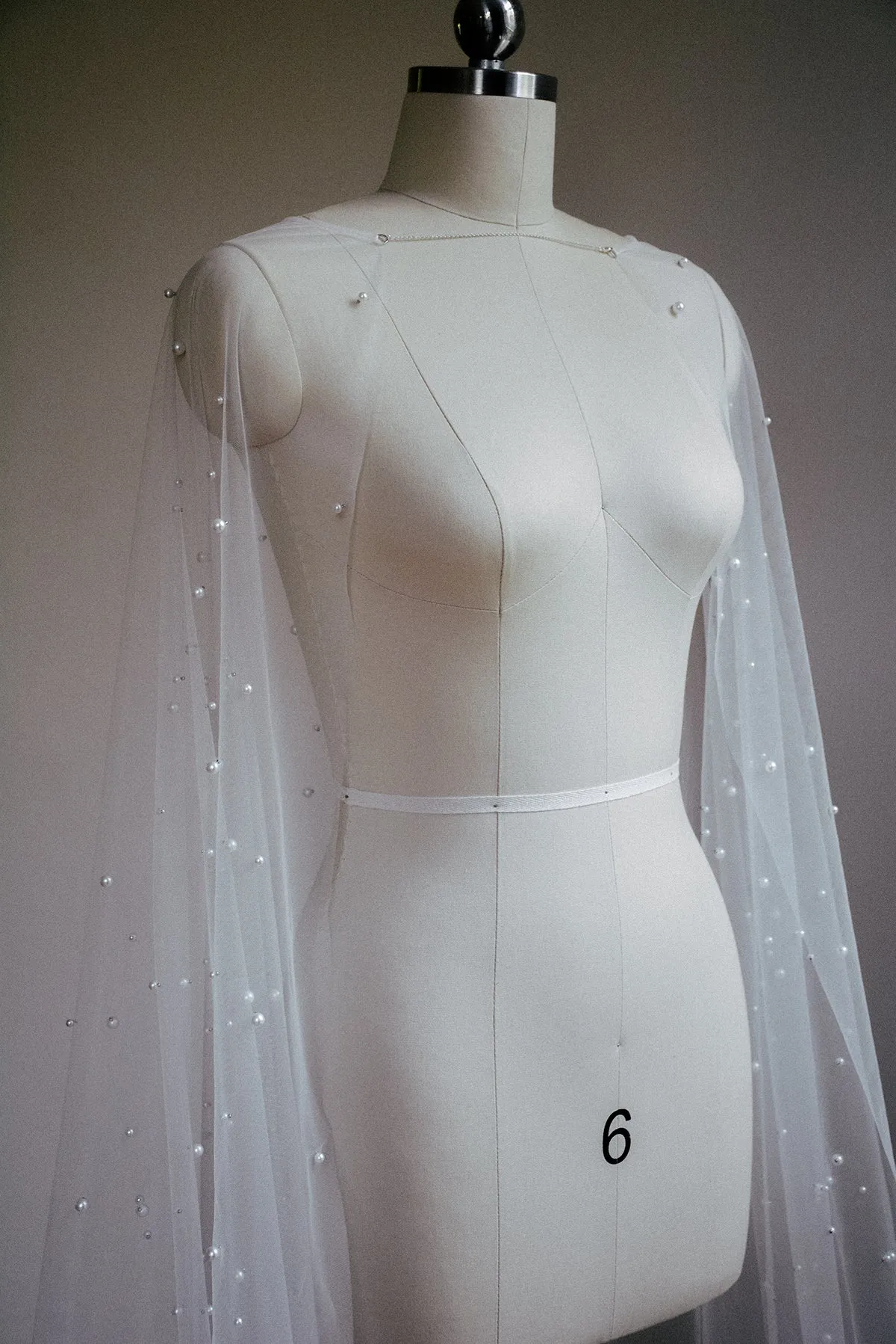 ARIELLE | Pearl Bridal Cape