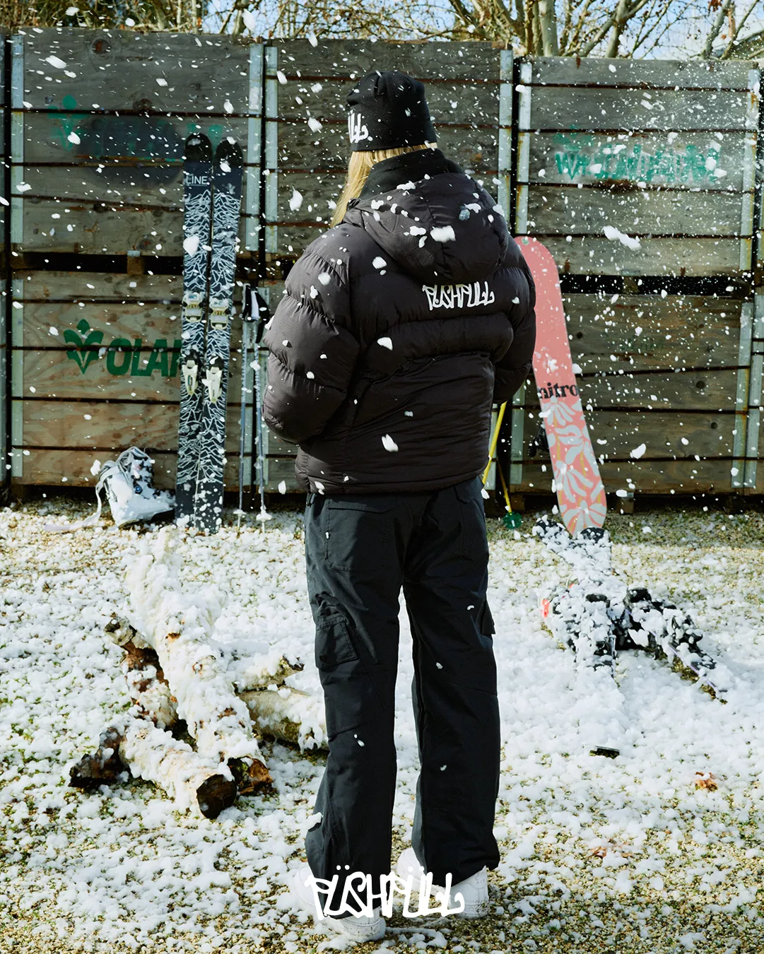 BLACK OUT PUFFER JACKET