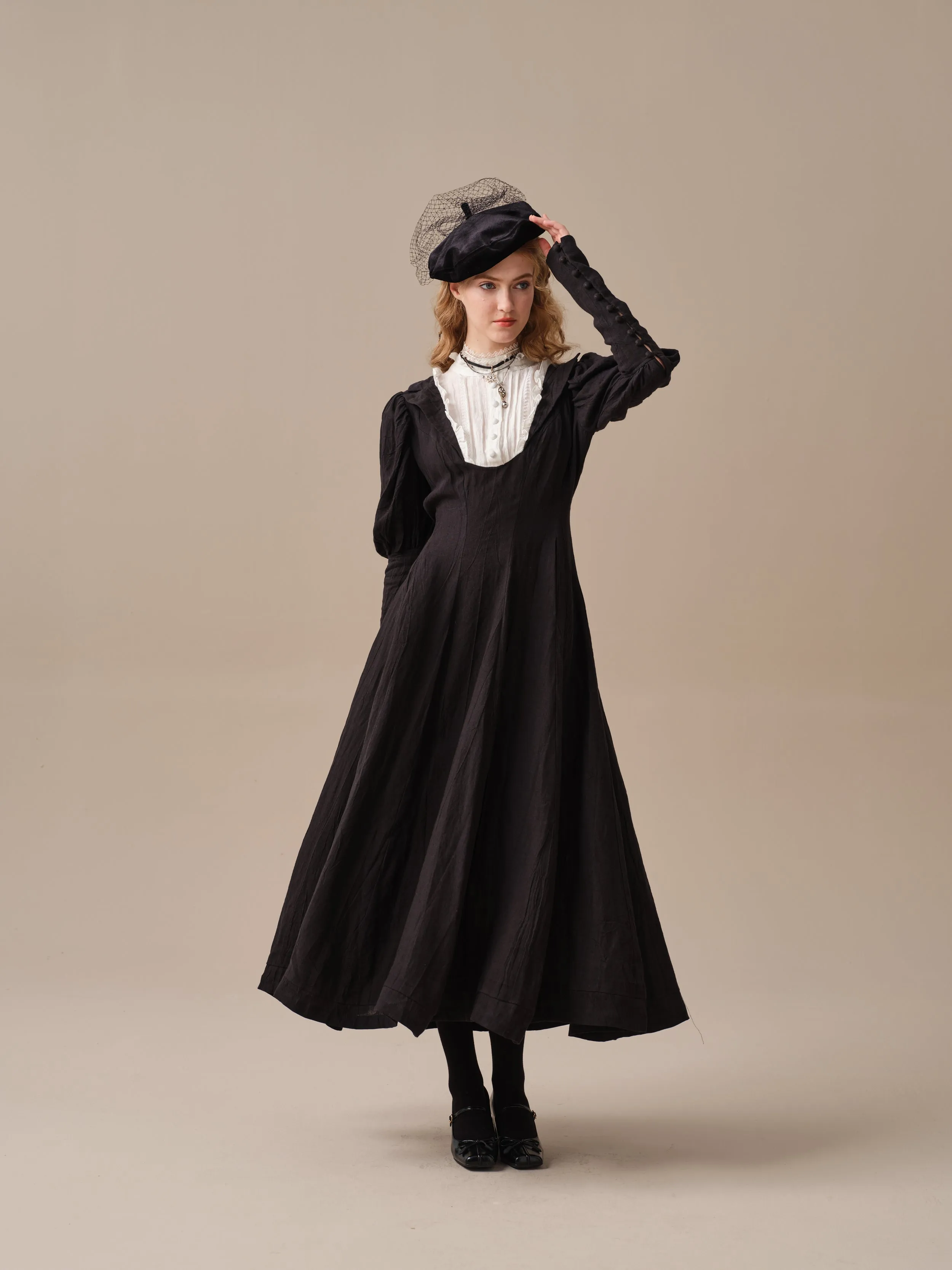 Luna 19 | 100% linen pintucked black dress