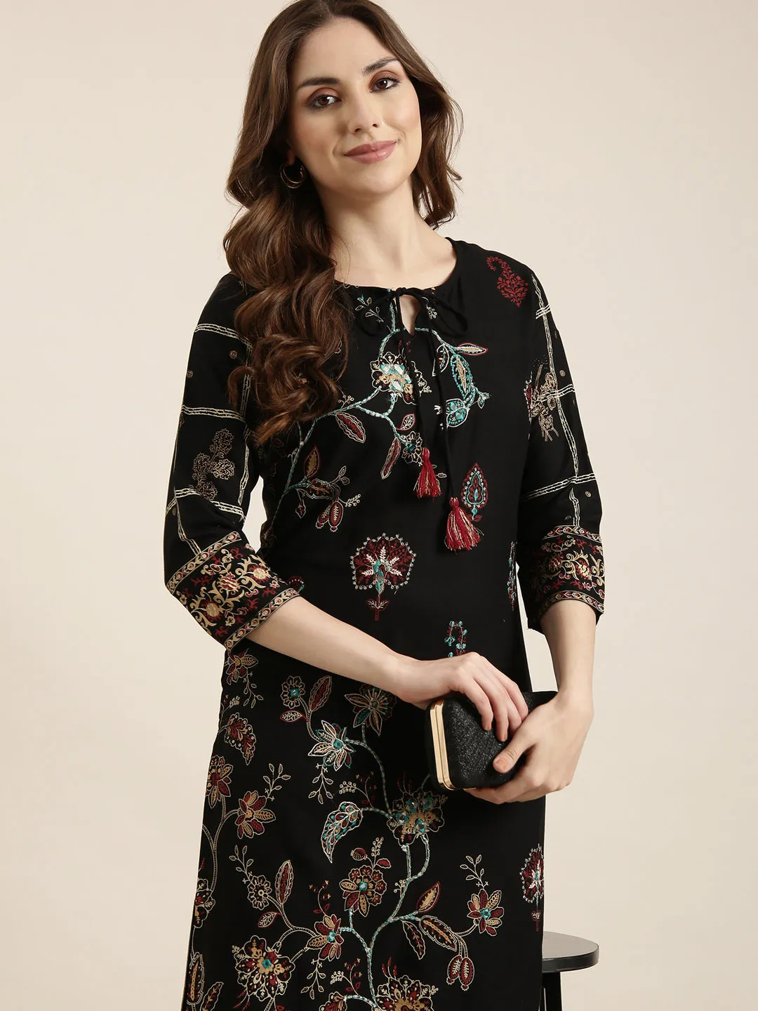 Women Straight Black Floral Kurta